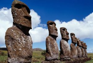 curiosità sull'isola di Pasqua teste Moai